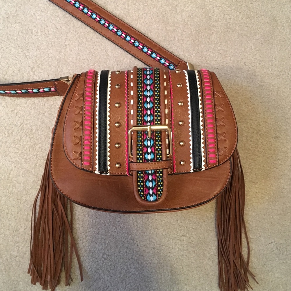 Cross body Aldo tassel purse